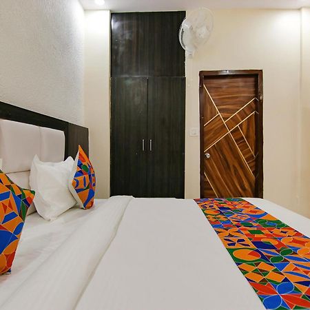 Fabhotel Palm Plaza Zirakpur Exterior photo