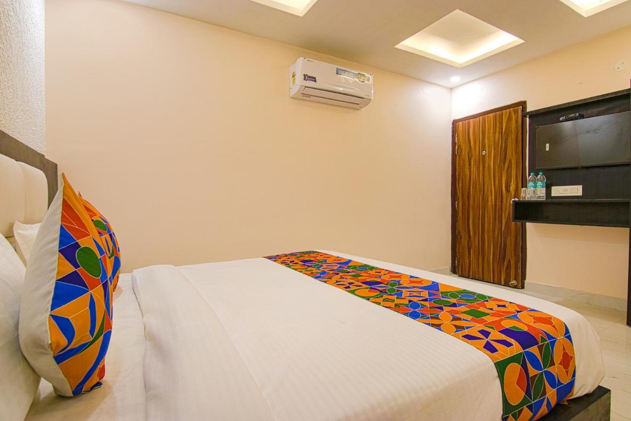Fabhotel Palm Plaza Zirakpur Exterior photo