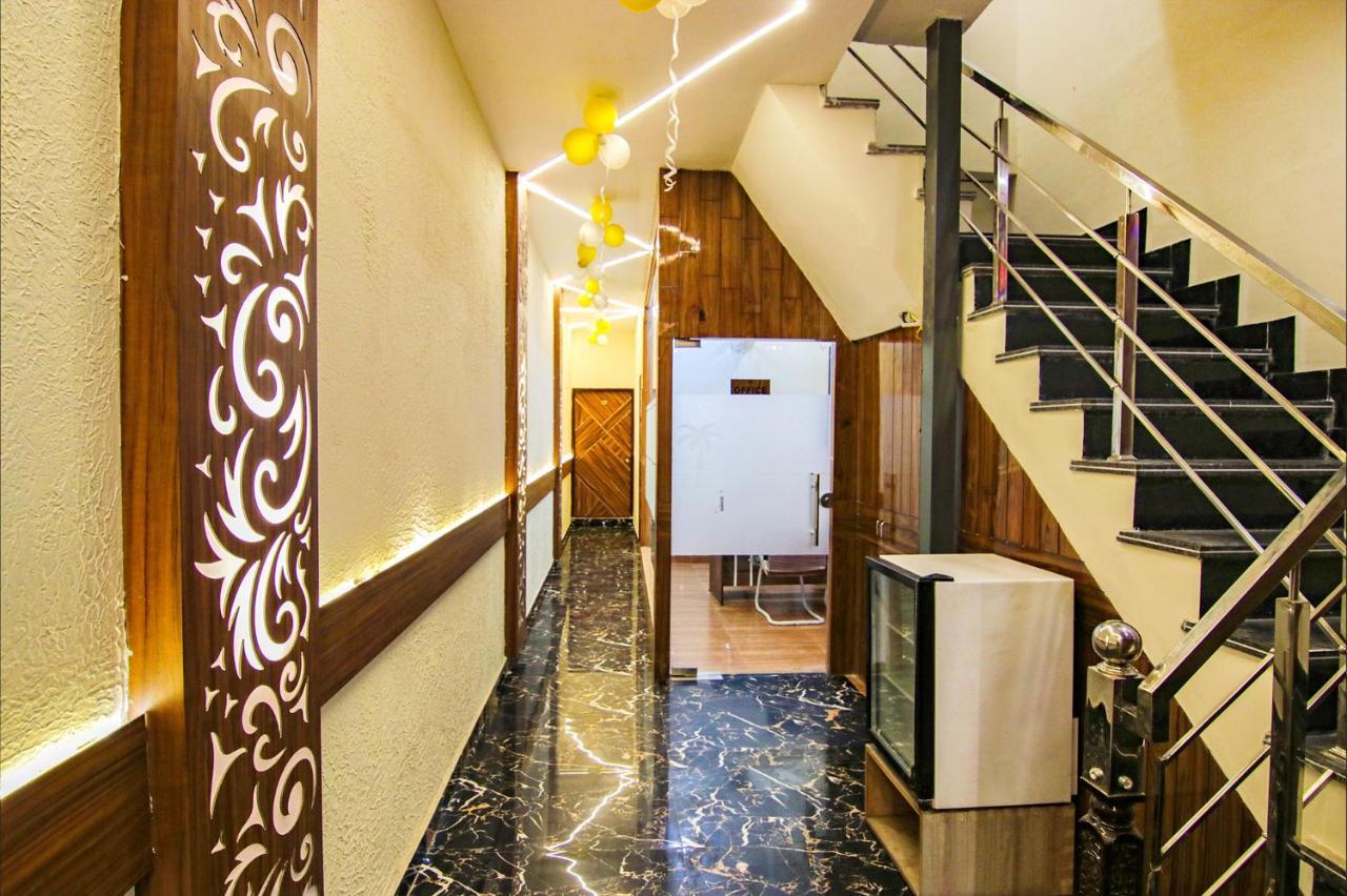Fabhotel Palm Plaza Zirakpur Exterior photo